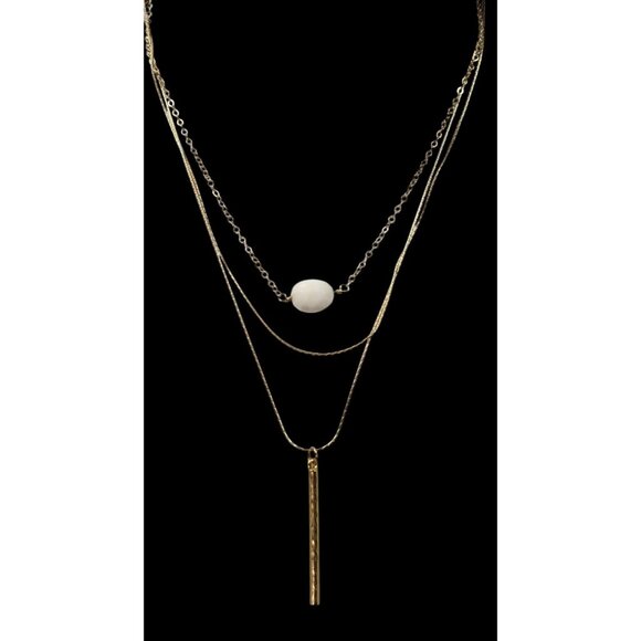 Elegant Multilayer Gold Tone Chain And Pendant Necklace - Picture 1 of 5